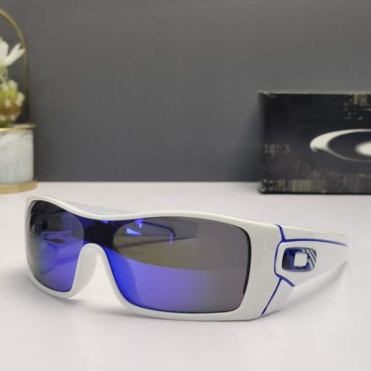 Picture of Oakley Sunglasses _SKUfw66124296fw